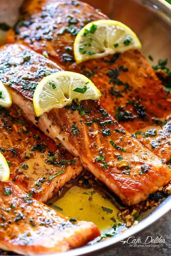 Grilled Salmon with Lemon Butter